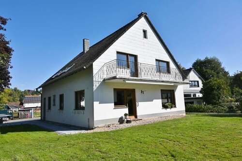 Foto - Haus zum Kaufen in Schönecken 255.000,00 € 183 m²