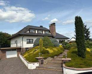 Haus zum Kaufen in Bleialf 440.000,00 € 250 m²