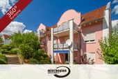 Hausansicht - BALKON – WANNEN-DUSCHBAD MIT FENSTER – ROLLOS – SCHÖN GELEGEN