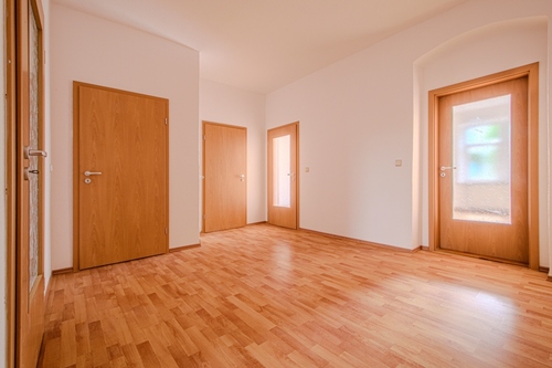 Vorsaal - Etagenwohnung mit 79,11 m&sup2; in Dresden zur Miete