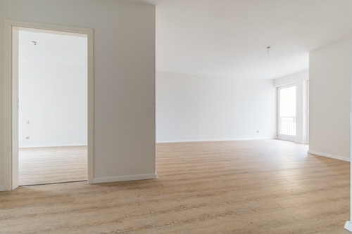 Blick in Wohnbereich - 2 Zimmer Etagenwohnung in Heidenau