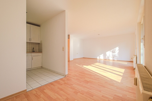 Wohnzimmer - Terrassenwohnung mit 49,51 m&sup2; in Dresden zum Kaufen