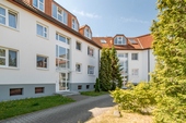 Hauseingang - 3 Zimmer Etagenwohnung zur Miete in Borna
