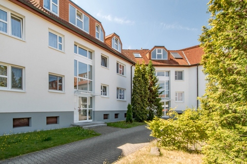 Hauseingang - 3 Zimmer Etagenwohnung zur Miete in Borna