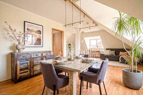 Virtuelles Homestaging - Dachgeschoßwohnung mit 75,91 m&sup2; in Dresden zum Kaufen