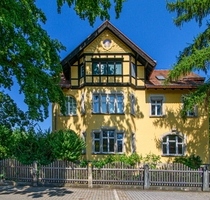 BLASEWITZ – BÜRO MIT 3 RÄUMEN – VILLA – PKW-PARKFLÄCHEN – NEUER BODENBELAG – RUHIG & ZENTRAL GELEGEN - Dresden