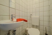 WC - 