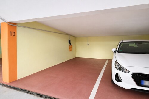 Stellplatz im Carport - 