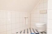 WC - 