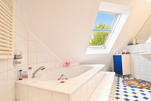 und eleganter Wanne - 