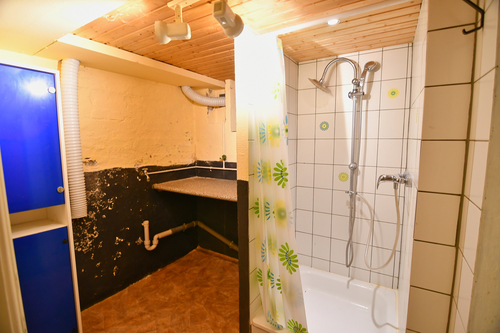 Dusche im Keller - 