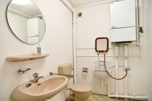 UG WC - 