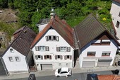 Ansicht von oben - 10 Zimmer Mehrfamilienhaus, Wohnhaus zum Kaufen in Schmitten