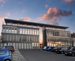 Praxisfläche mit Penthouse-Feeling im Ärztehaus - Königstein