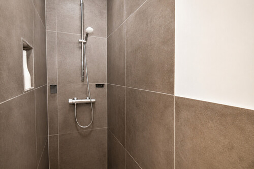 Walk-in-Shower - 
