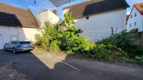 Hof mit Garten - 
