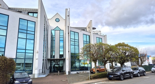 Straßenansicht - Hofheim Mitte - Moderne Bürofläche mit ca. 172 m²