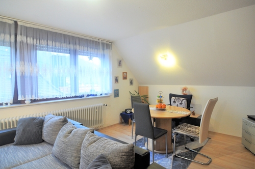 ... mit viel Licht - 10 Zimmer Mehrfamilienhaus, Wohnhaus in Schmitten