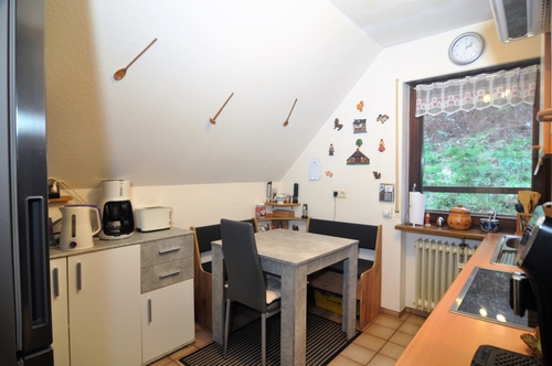 ... mit kleinem Essplatz - 