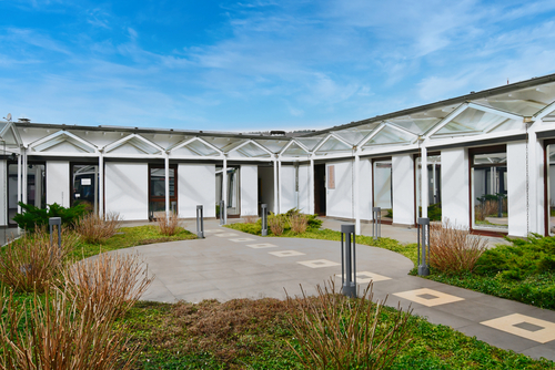 Bewirtung außen ist möglich - 3 Zimmer Bar, Café, Diskothek in Königstein