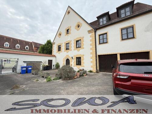 Foto - 15 Zimmer Mehrfamilienhaus, Wohnhaus zum Kaufen in Neuburg an der Donau