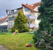 4-Familienhaus in Dransfeld mit 5 Garagen