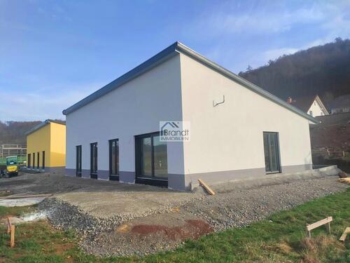 Bungalows Aue - Schlüsselfertiger Seniorenbungalow! KEINE Energiekosten mehr! Großzügig und hell!