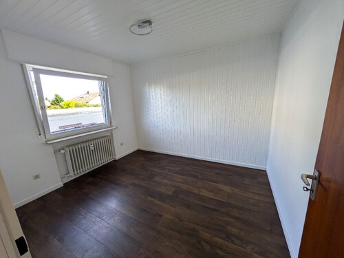 Kinderzimmer 1 - 4 Zimmer Erdgeschoßwohnung in Graben-Neudorf