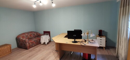 Büro KG - 