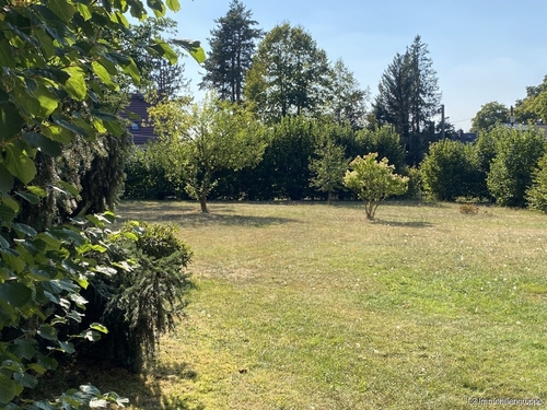 Baugrundstück - 