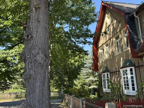 Ende der Sackgasse - 5 Zimmer Doppelhaushälfte in Weinböhla