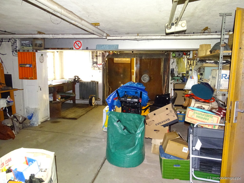 Garage - 
