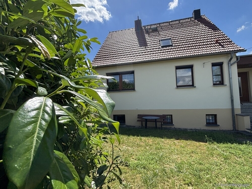 Hausansicht - 5 Zimmer Einfamilienhaus in Klipphausen