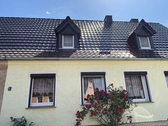 Hausansicht - Doppelhaushälfte mit 92,00 m&sup2; in Röderaue zum Kaufen
