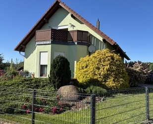 Neuwertiges 3-Familienhaus oder als großes EFH nutzbar in bevorzugter Siedlungslage in Rammenau