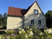 Hausansicht - 4 Zimmer Einfamilienhaus in Weinböhla