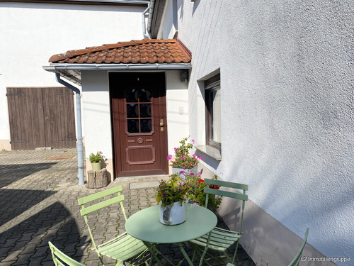 Titelbild - Idyllisch gelegener 2-Seitenhof mit Zweifamilienhaus, Scheune und sehr großem Grundstück mit Pool