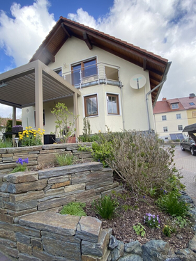 Hausansicht - Einfamilienhaus mit 186,00 m&sup2; in Nossen zum Kaufen