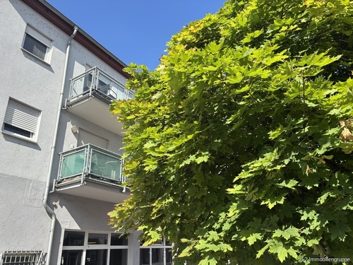 Außenansicht - Zentrale Lage mit Potenzial: 2-Zimmer-Eigentumswohnung in Coswig – Ideal für Paare & Kapitalanleger!