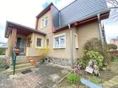 Hausansicht - 5 Zimmer Doppelhaushälfte in Weinböhla