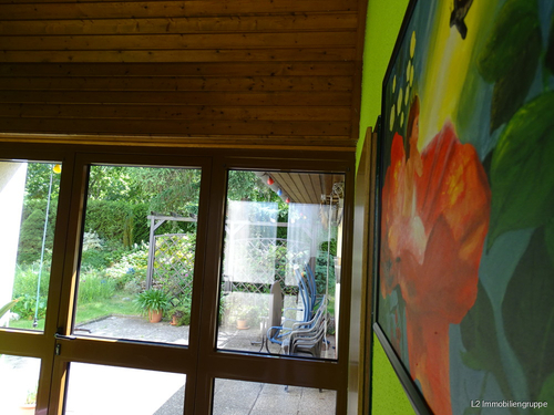 Hausflur mit Zugang in den Garten - 