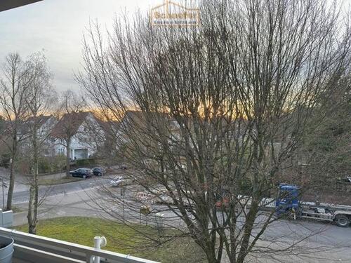 Blick vom Balkon - 3 Zimmer Etagenwohnung in Düsseldorf