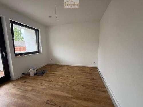 Zimmer mit Balkonzugang - 