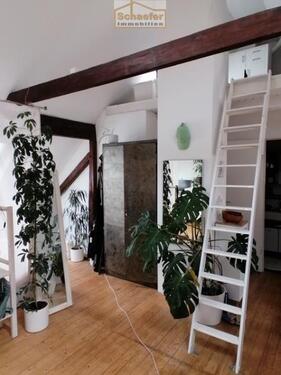 Wohnen - 1 Zimmer Dachgeschoßwohnung in Düsseldorf