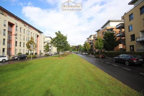 Straßenansicht - Energieeffiziente 2-Z.-Wohnung mit Fernwärme in zentraler Lage in Hürth mit Aufzug!