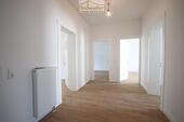 Diele - Gepflegtes, kernsaniertes 3-Familienhaus mit Charme und Ausbaureserve nahe dem Werler Zentrum