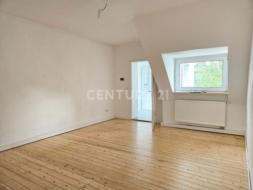 Wohnzimmer - 2.5 Zimmer Dachgeschoßwohnung zur Miete in Dortmund