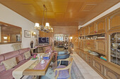 Wohnzimmer (1. OG rechts) - 
