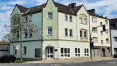 Front - Eckhaus - Entwicklungspotenzial für Investoren: Wohn- und Geschäftshaus PLUS Bau-Gewerbegrundstück!