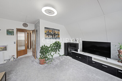 DG Wohn- oder Jugendzimmer - 